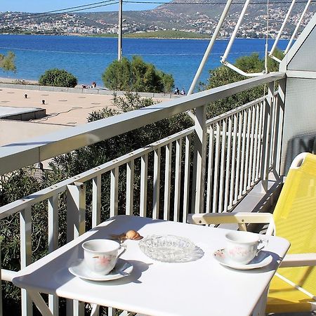 Apartment Sea View In Front Of The Beach Of Agia Marina Pórto Ráfti Exterior photo