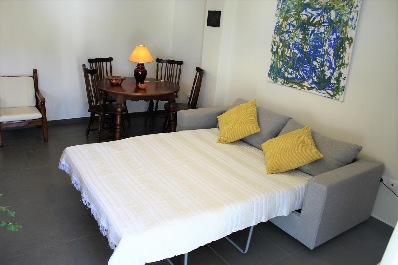 Apartment Sea View In Front Of The Beach Of Agia Marina Pórto Ráfti Exterior photo