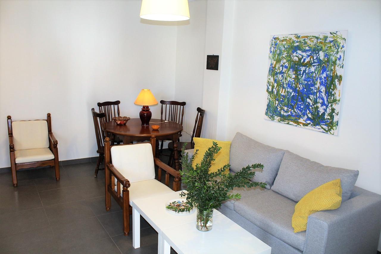 Apartment Sea View In Front Of The Beach Of Agia Marina Pórto Ráfti Exterior photo